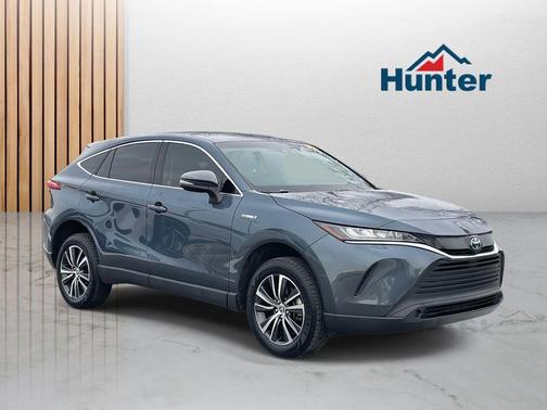 Coastal Gray Metallic 2021 Toyota Venza LE SUV