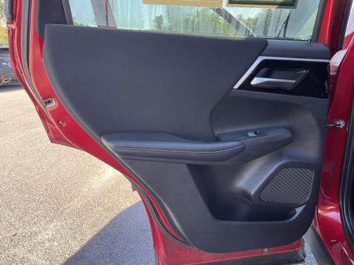 Diamond Red 2022 Mitsubishi Outlander ES