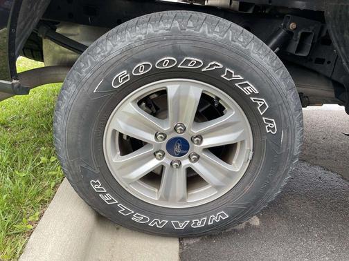 Agate Black Metallic 2020 Ford F-150 XLT