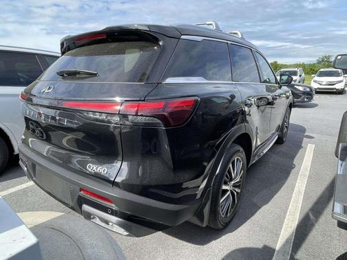 Mineral Black 2025 INFINITI QX60 SENSORY