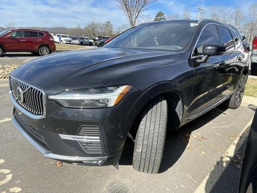 2023 Volvo XC60 B5 Plus Bright Theme