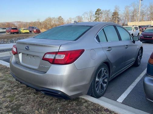 2018 Subaru Legacy 