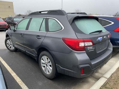 2019 Subaru Outback 2.5i