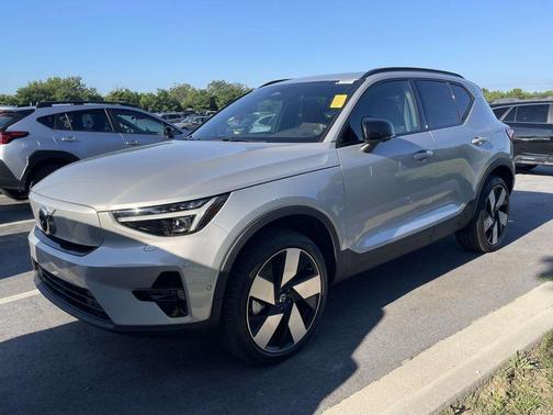 Silver 2023 Volvo XC40 Recharge Pure Electric Twin Ultimate