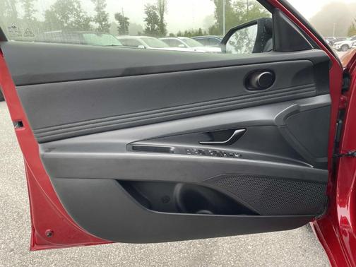 Red 2025 Hyundai ELANTRA SEL Sport