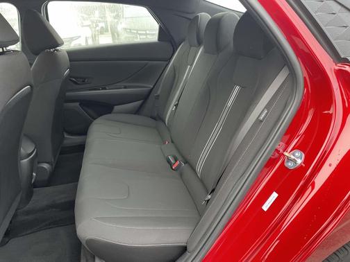 Red 2025 Hyundai ELANTRA SEL Sport