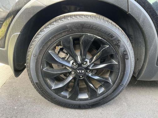 Ebony Black 2020 Kia Sorento EX V6