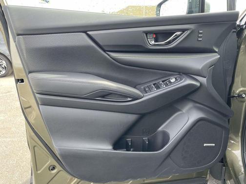 Autumn Green Metallic 2026 Subaru Ascent Onyx Edition Touring