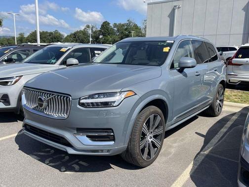 Thunder Gray Metallic 2023 Volvo XC90 B6 Ultimate 7-Seater
