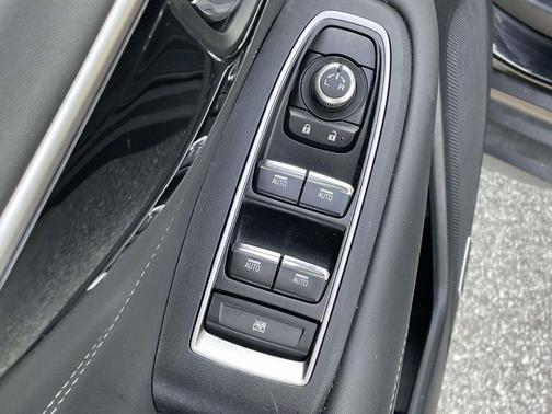 Crystal Black Silica 2022 Subaru Outback Limited