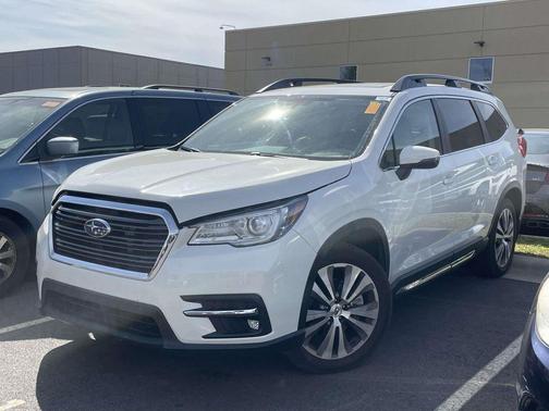 Crystal White Pearl 2020 Subaru Ascent Limited 7-Passenger