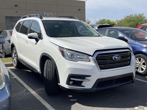 Crystal White Pearl 2020 Subaru Ascent Limited 7-Passenger