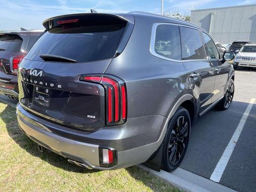 Gravity Gray 2024 Kia Telluride SX