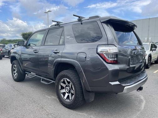 Magnetic Gray Metallic 2018 Toyota 4Runner TRD Off Road Premium