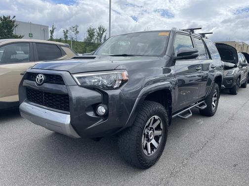 Magnetic Gray Metallic 2018 Toyota 4Runner TRD Off Road Premium