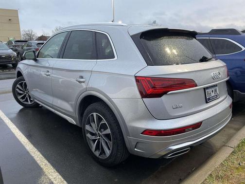 2024 Audi Q5 45 S line quattro Premium