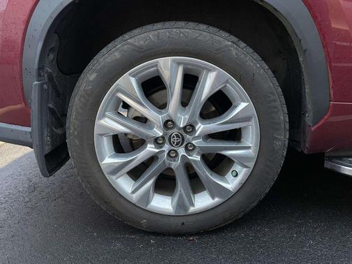 2023 Toyota Highlander Hybrid Limited