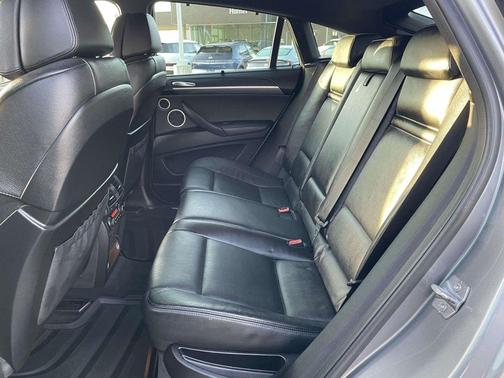 Space Gray Metallic 2014 BMW X6 M Base