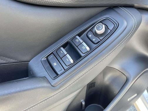 Ice Silver Metallic 2020 Subaru Forester Limited