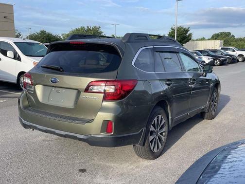 Wilderness Green Metallic 2015 Subaru Outback 2.5i Limited