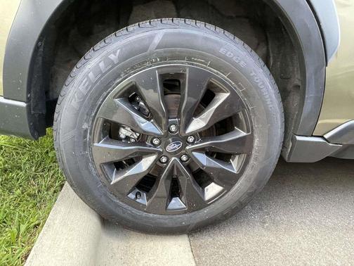 Autumn Green Metallic 2025 Subaru Outback Onyx Edition