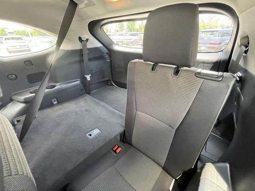 Wind Chill Pearl 2023 Toyota Highlander LE