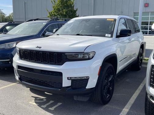 Bright White Clearcoat 2023 Jeep Grand Cherokee L Limited