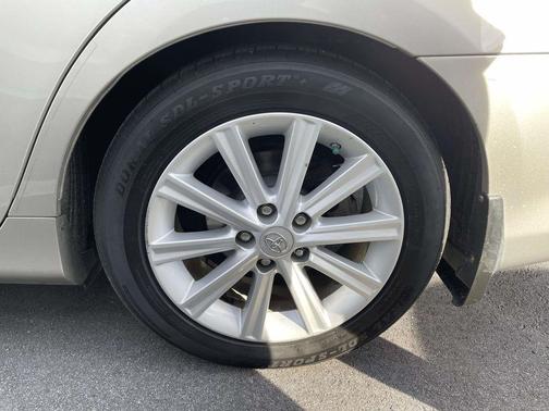 2014 Toyota Camry Hybrid XLE