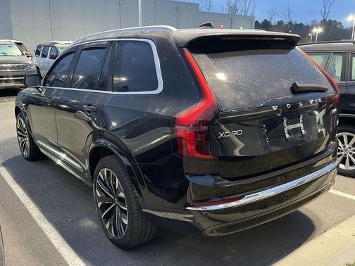 2025 Volvo XC90 Plug-In Hybrid T8 Ultra 7-Seater