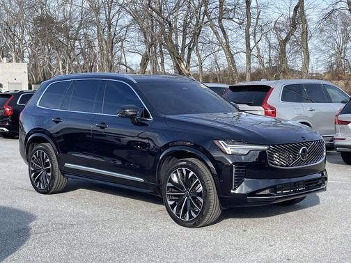 2025 Volvo XC90 Plug-In Hybrid T8 Ultra 7-Seater