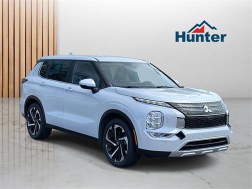 2022 Mitsubishi Outlander Black Edition