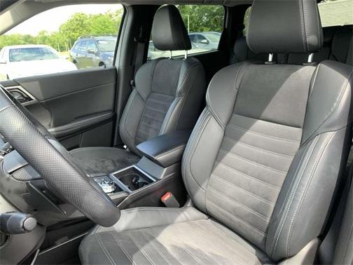 2022 Mitsubishi Outlander Black Edition