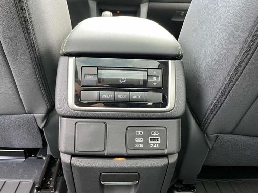 2025 Subaru Ascent Onyx Edition