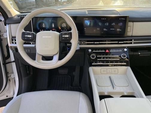 White 2025 Hyundai SANTA FE SE