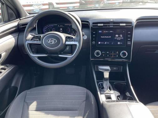 Ice White 2022 Hyundai SANTA CRUZ 2.5L SEL