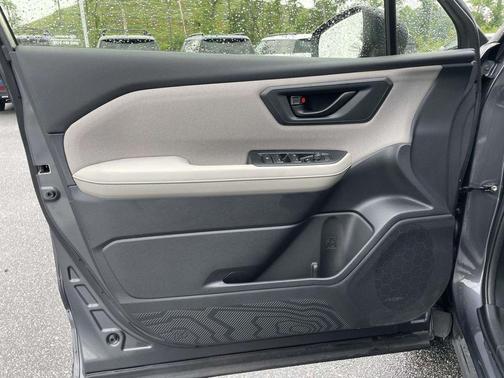 Magnetite Gray Metallic 2025 Subaru Forester