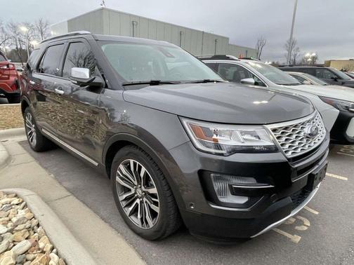 2017 Ford Explorer Platinum