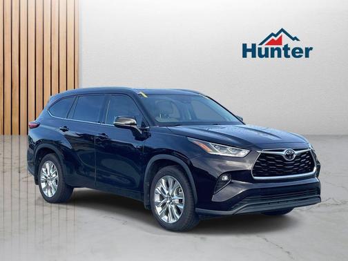 Opulent Amber 2020 Toyota Highlander Limited