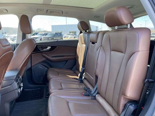 2017 Audi Q7 3.0T Premium Plus