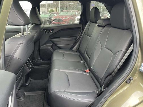 Autumn Green Metallic 2026 Subaru Forester Limited