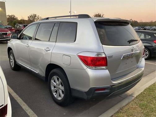 2012 Toyota Highlander Base