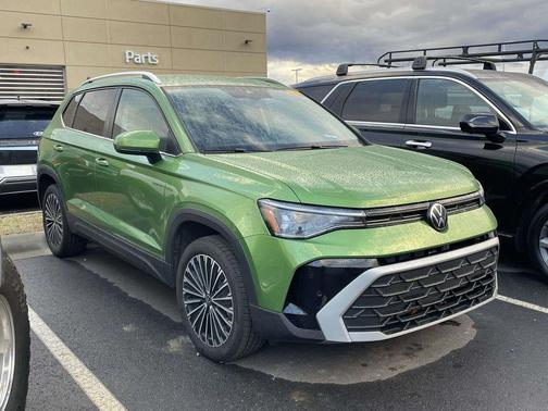 2025 Volkswagen Taos 1.5T SE