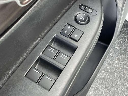 2017 Honda Accord Hybrid Base