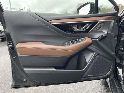 2023 Subaru Outback Touring