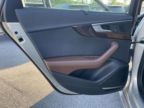 Cuvee Silver Metallic 2017 Audi A4 2.0T Prestige