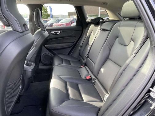 Black 2025 Volvo XC60 B5 Core
