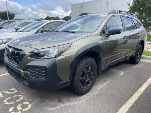 Autumn Green Metallic 2025 Subaru Outback Wilderness