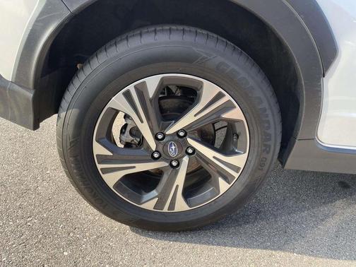 Crystal White Pearl 2025 Subaru Crosstrek Premium