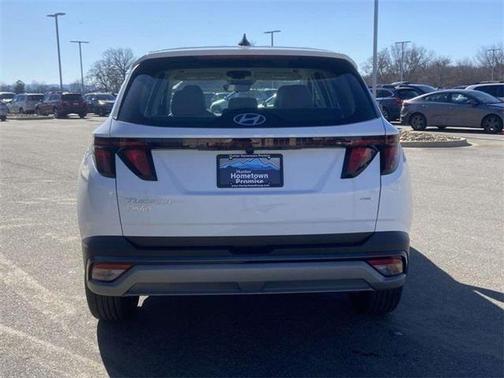 2025 Hyundai TUCSON SE