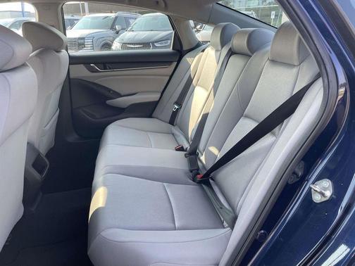 Obsidian Blue Pearl 2018 Honda Accord LX